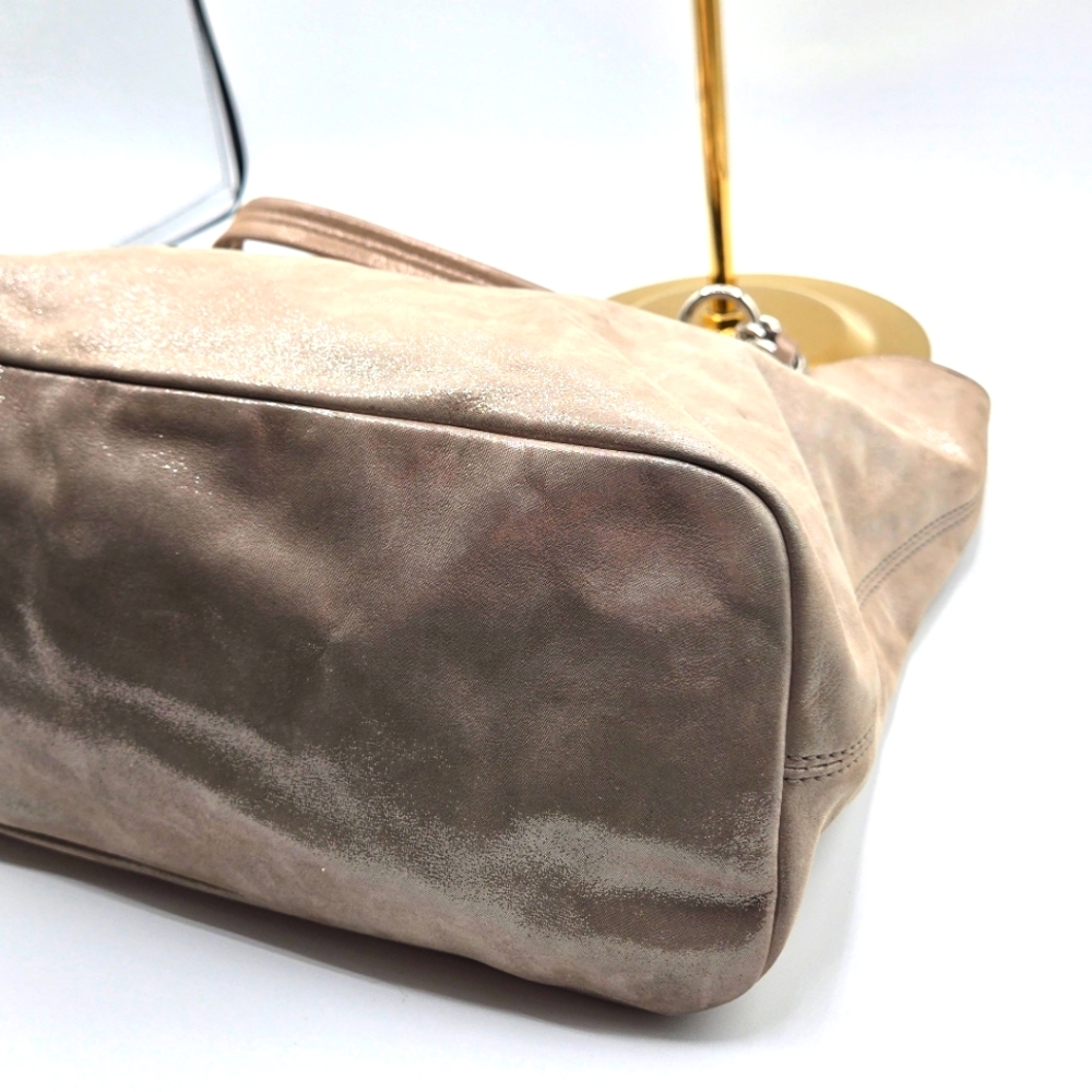 COACH Chelsea East West Beige Shimmer Patent Leather Shoulder Tote Bag - Picture 11 of 15